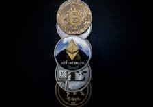 Top 5 des altcoins à acheter en février 2026: des prix cassés par rapport aux ATH