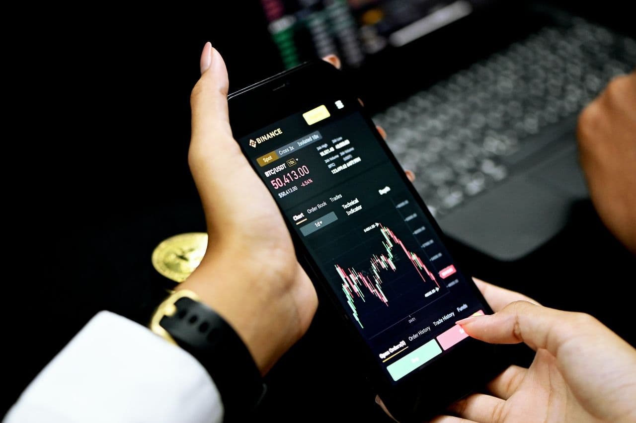 DeFi: Blockchain is eating the world (4)