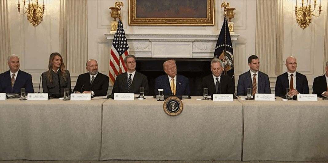 Cumbre de criptomonedas de Trump