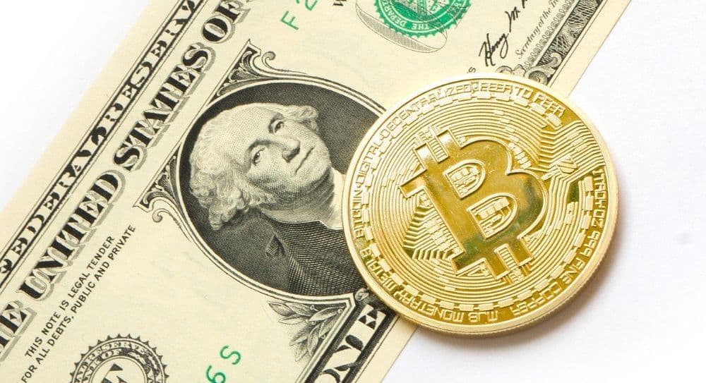 Okonom: Bitcoin wird als Wahrung nur funktionieren wenn er mit Gold gedeckt ist