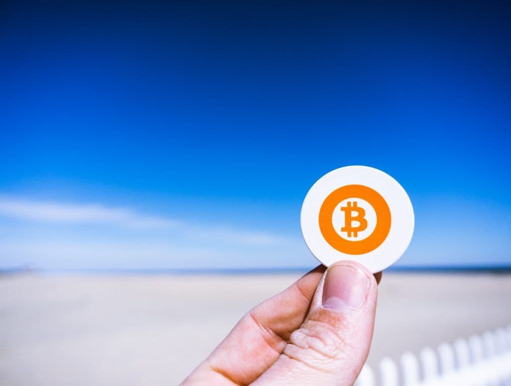 Crypto Market Cap Passes $300B as Bitcoin Price Cracks $10K