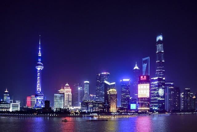 China bans all crypto-related commercial activities