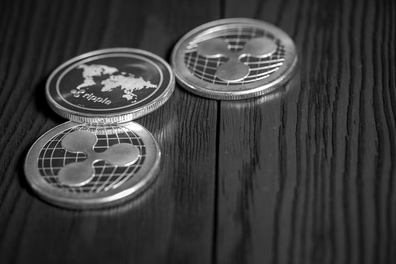 XRP Kurs steigt trotz Bitcoin Bullrun nicht &#8211; Droht Absturz auf 0,20 Dollar?