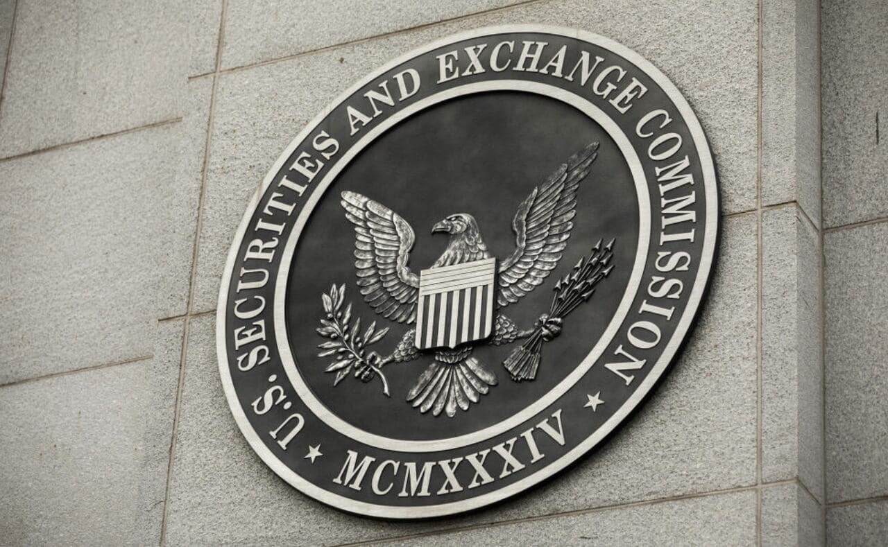 US-Senatoren fordern Untersuchung und Klarheit zum irreführenden Bitcoin-ETF-Tweet der SEC