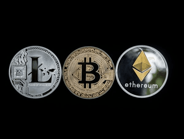 加密货币市场崩溃的三个原因!BTC/ETH/XRP下跌10%