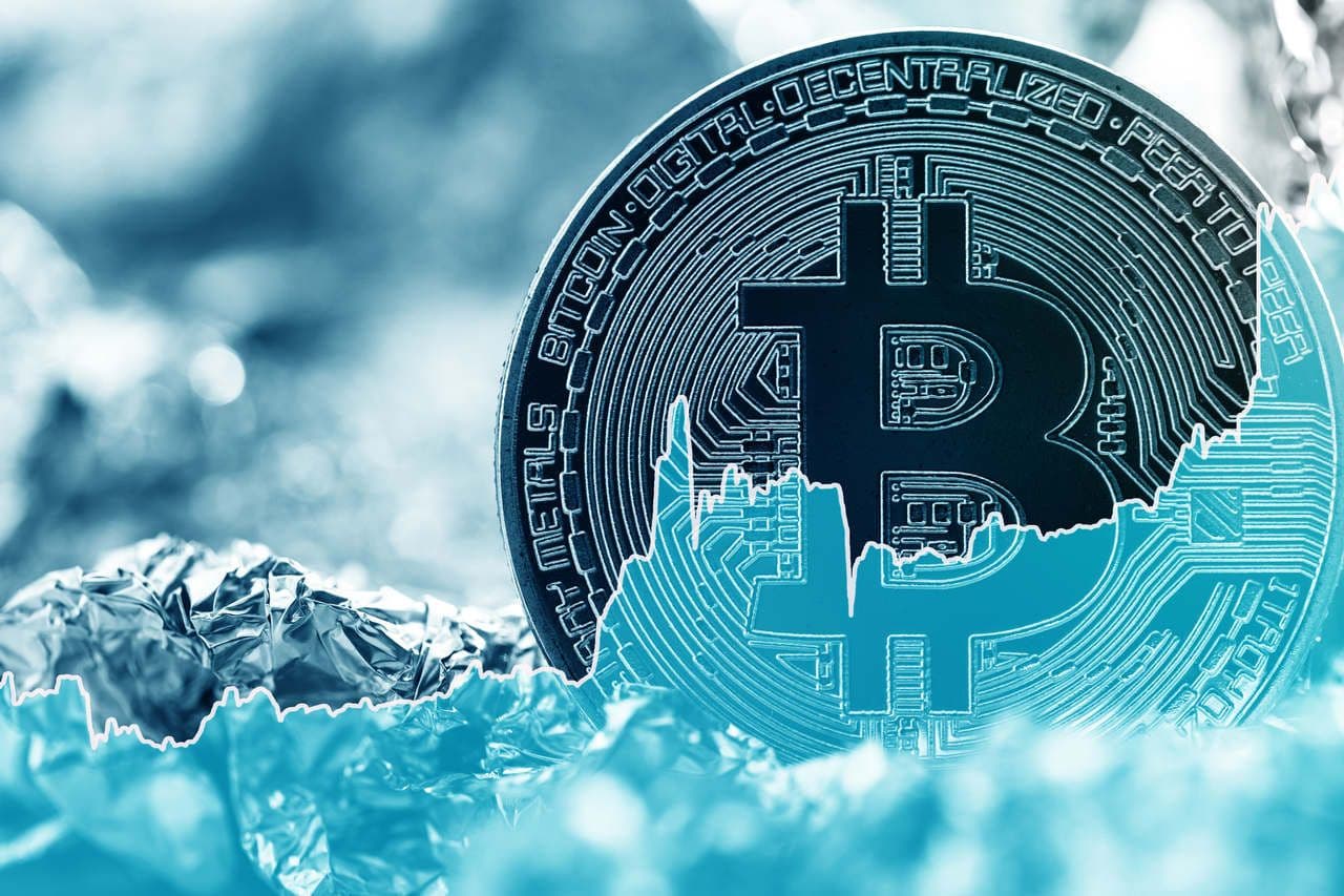 Bitcoin Crash to $25K, Other Altcoins Follow as Fed Interest Rate Holds