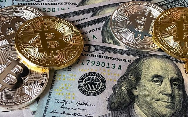 Bitcoin (BTC) se encuentra con fuerza frente al dolar y la bolsa