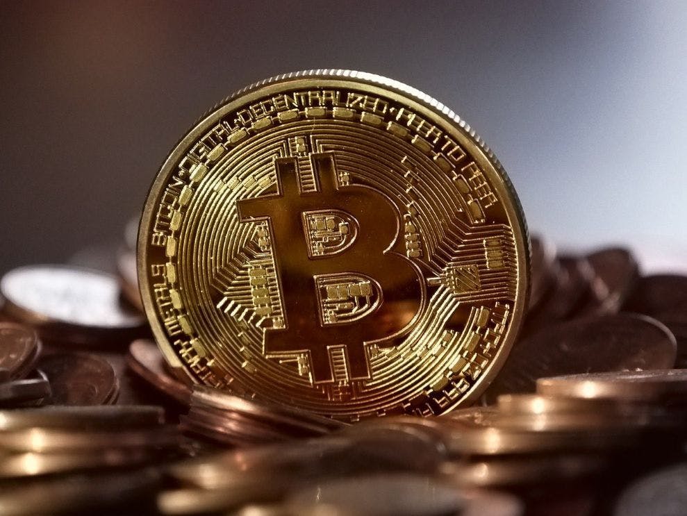Bitcoin steigt auf uber 10.000 $. Wo geht die Reise hin?